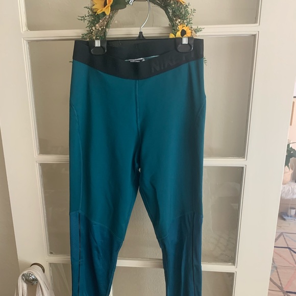 Nike Pro Teal Leggings - Picture 1 of 7